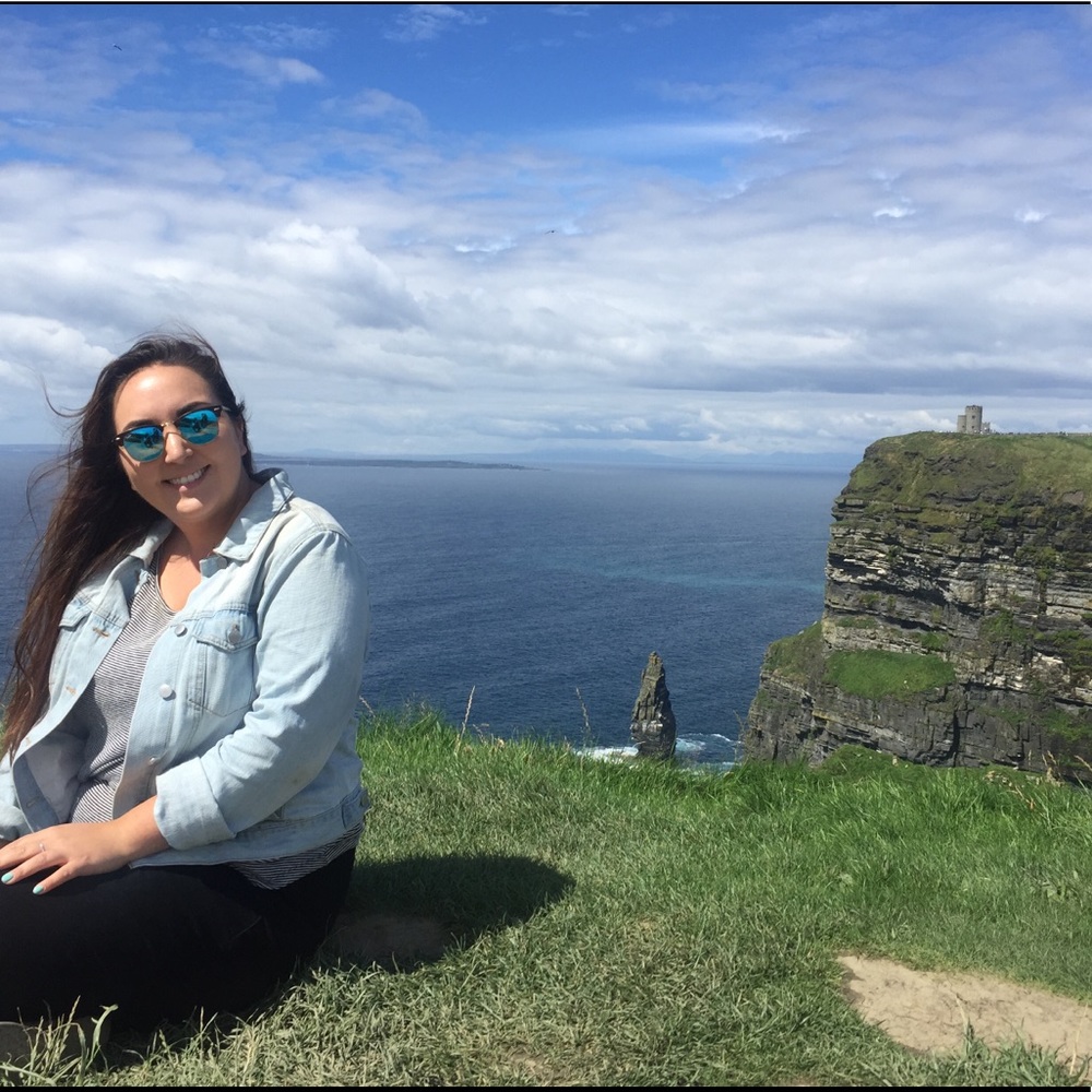 Meet your Posher, Taryn